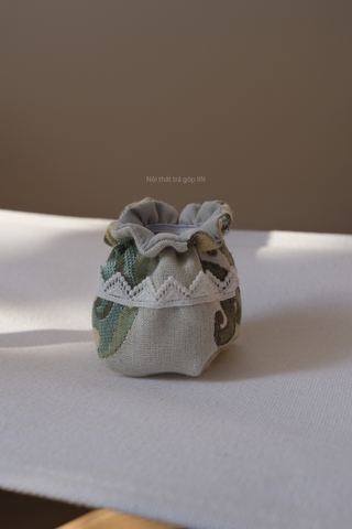 Bọc chân bàn ghế