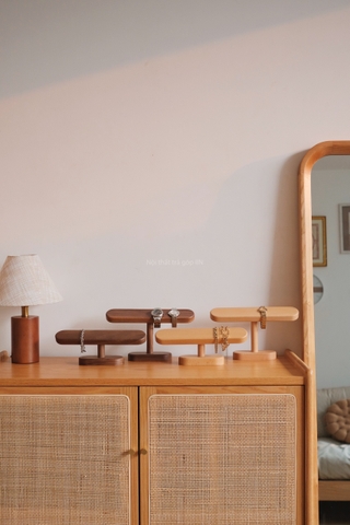 Giá gỗ để đồng hồ/ vòng tay