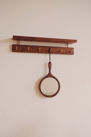 Gương gỗ cầm tay