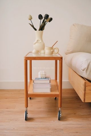 Kệ sofa 02 - gỗ anh đào kết hợp kính có bánh xe