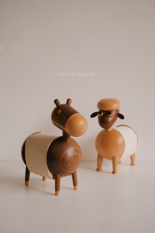 Lừa gỗ để khăn giấy cuộn