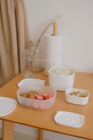 Hộp nhựa đựng thực phẩm - Lớn trắng trong