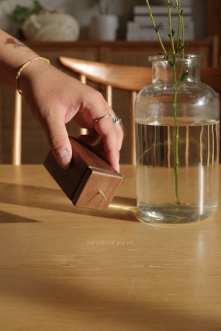 Hủ đựng tăm gỗ óc chó