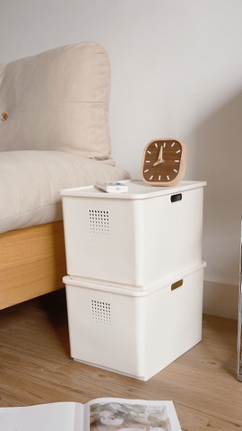 Hộp nhựa lưu trữ 02