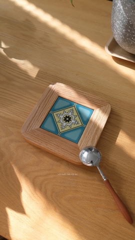 Lót ly/ nồi gạch viền gỗ sáng 02