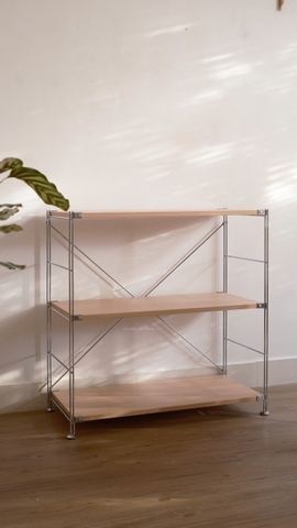 Kệ đứng màu sồi khung inox