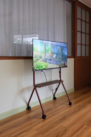 Kệ tv - 4 chân có bánh xe 43-75inch