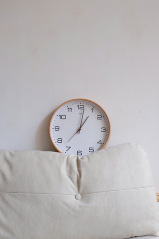 Đồng hồ treo tường 20 khung gỗ