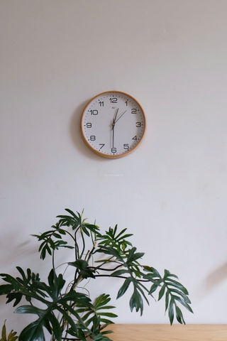 Đồng hồ treo tường 20 khung gỗ