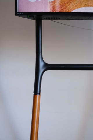 Kệ TV từ 43-75inch loại 4 chân gỗ