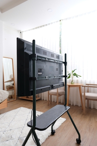 Kệ tv - 4 chân có bánh xe 43-75inch
