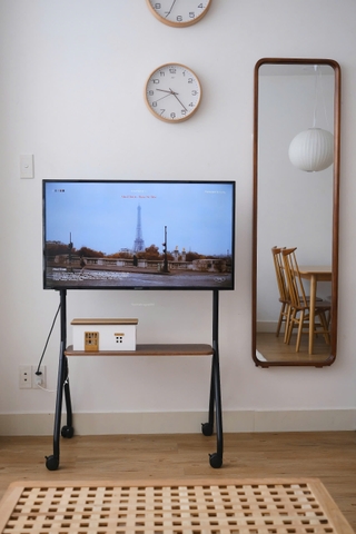 Kệ tv - 4 chân có bánh xe 43-75inch