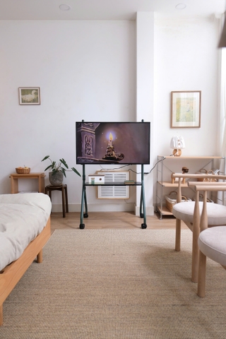 Kệ tv - 4 chân có bánh xe 43-75inch