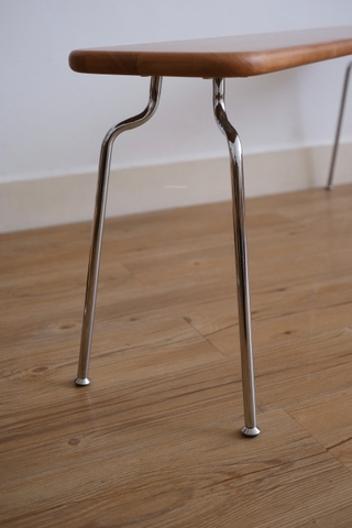 Bench gỗ 02 chân thép