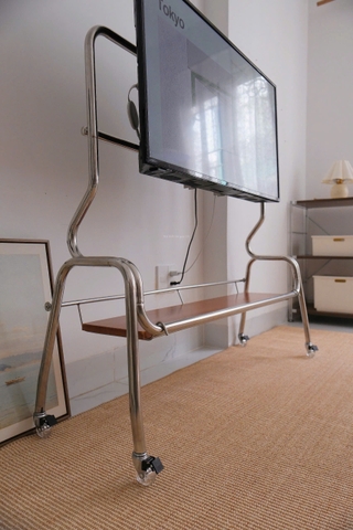 Kệ tv - 4 chân inox di động 43-70inch
