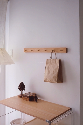 Móc treo gỗ - nút đồng 04