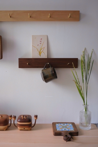 Móc treo gỗ - nút đồng 04