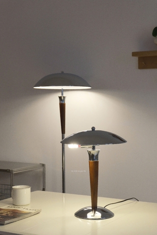 Đèn tán kim loại thân gỗ