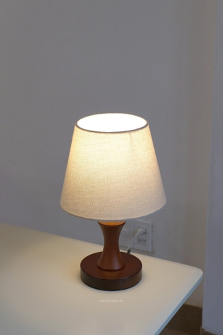Đèn bàn retro 28