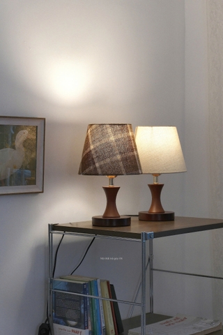 Đèn bàn retro 28