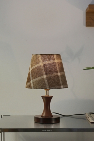 Đèn bàn retro 28