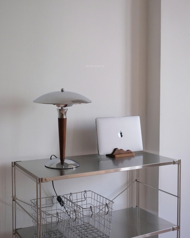 Đèn tán kim loại thân gỗ