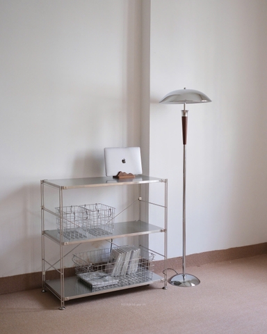 Đèn tán kim loại thân gỗ