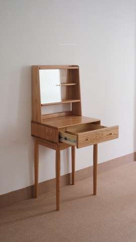 Bàn trang điểm gỗ sồi 01