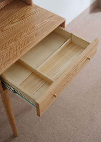 Bàn trang điểm gỗ sồi 01