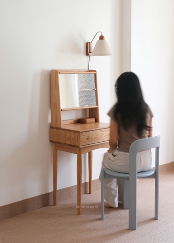Bàn trang điểm gỗ sồi 01