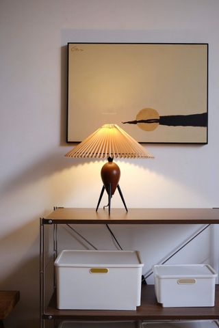 Đèn bàn cổ điển Bắc Âu