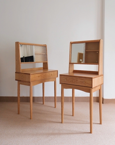 Bàn trang điểm gỗ sồi 01