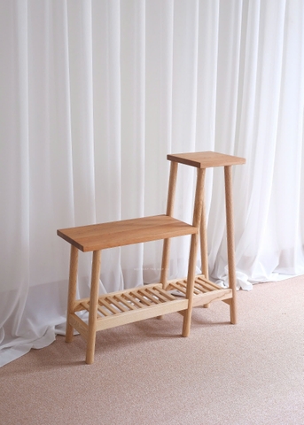 Kệ để cây/ đồ dùng gỗ nguyên khối