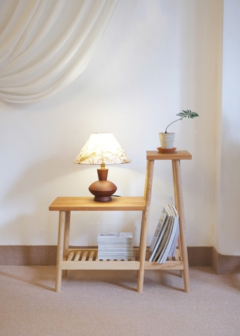 Kệ để cây/ đồ dùng gỗ nguyên khối