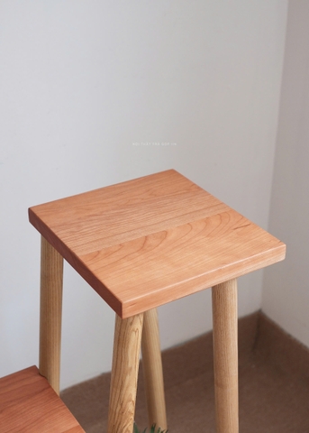 Kệ để cây/ đồ dùng gỗ nguyên khối