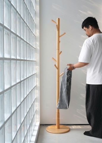 Cây treo đồ gỗ 02