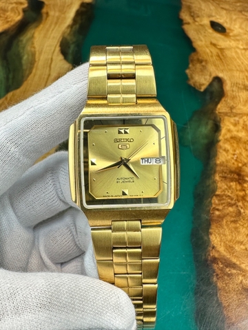 Seiko 5 chặt góc mạ vàng PVD | Mã số 6827