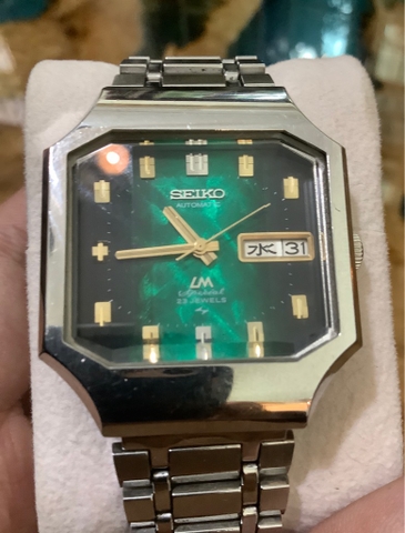 Mã số 10: Seiko LM màu xanh dây thép