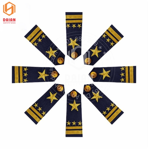 Cầu vai bảo vệ thêu ngôi sao kèm nút đồng