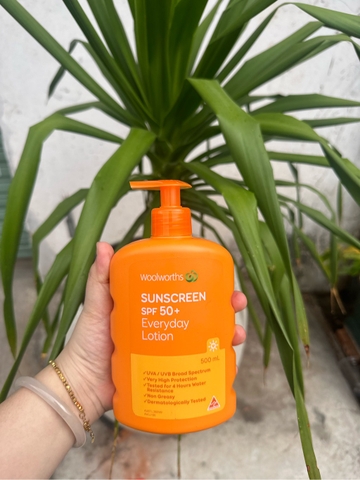 Kem chống nắng WOOLWORTHS SUNSCREEN SPF 50+ Everyday Lotion 500ml