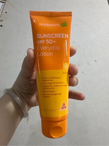 Kem chống nắng WOOLWORTHS SUNSCREEN SPF 50+ Everyday Lotion 100ml