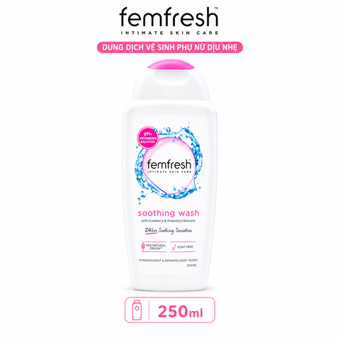Dung dịch vệ sinh phụ nữ dịu nhẹ Femfresh Soothing Wash bổ sung lợi khuẩn 250ml