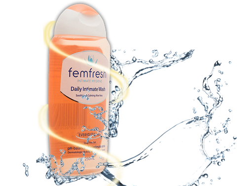 Dung dịch vệ sinh phụ nữ cao cấp hàng ngày Femfresh Daily Wash 250ml