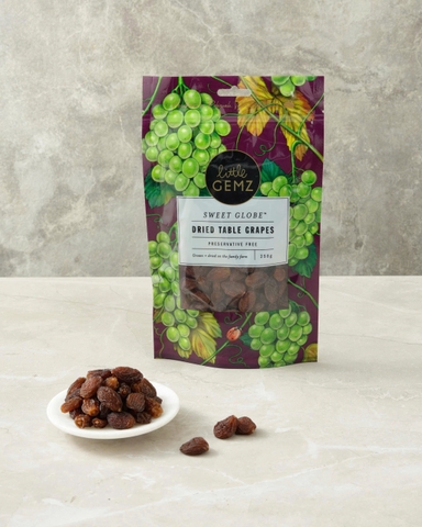 Nho khô trên cành Úc Little Gemz Sweet Globe Dried Table Grape Cluster 250g