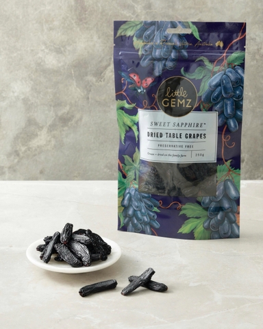 Nho khô Ngón Tay Little Gemz Sweet Sapphire Dried Grapes Clusters 250g