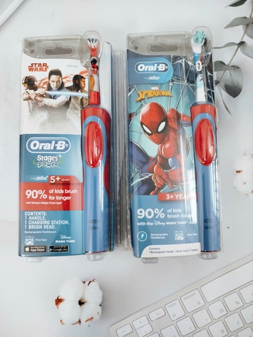 OralB Stages Power 1 Handle 1 Charging Station 1 Brush Head - bàn chải bé trai