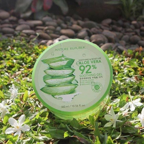 Gel lô hội nature republic soothing moisture aloe vera 92% soothing gel hộp 300ml