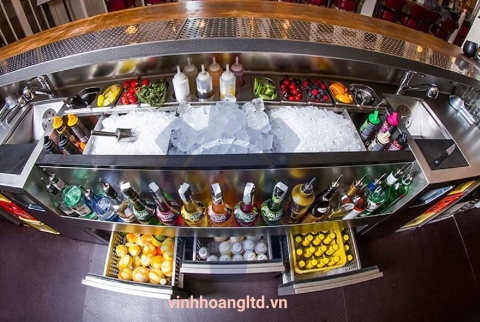 Quầy bar inox -  thiết bị pha chế không thể thiếu với quán bar.
