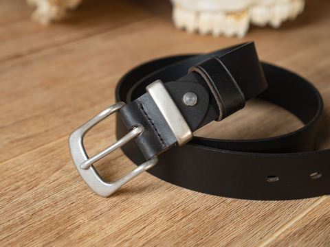 Thắt lưng khóa bạc cổ dây da bò đen nguyên miếng, đỉa cài kim loại phong cách Retro Manuk Leather | Chất liệu khóa Đồng xử lý chuyển bạc