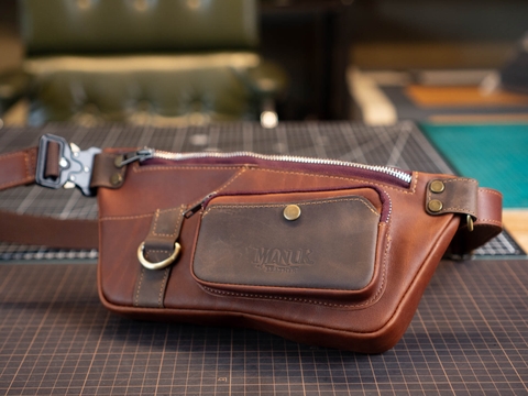 Túi đeo bụng, túi bao tử da bò sáp, túi đeo hông cổ điển nâu đỏ Fanny pack vintage bag Manuk Leather